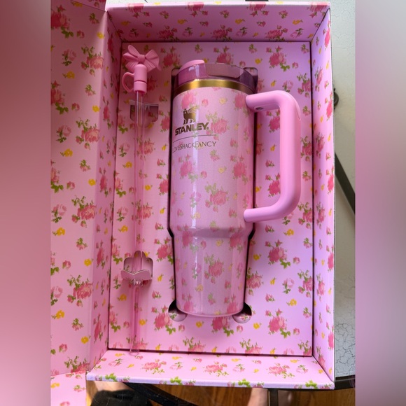 Stanley Love Shack Fancy 30oz Ibza Sunset Pink Floral Tumbler - Picture 3 of 5